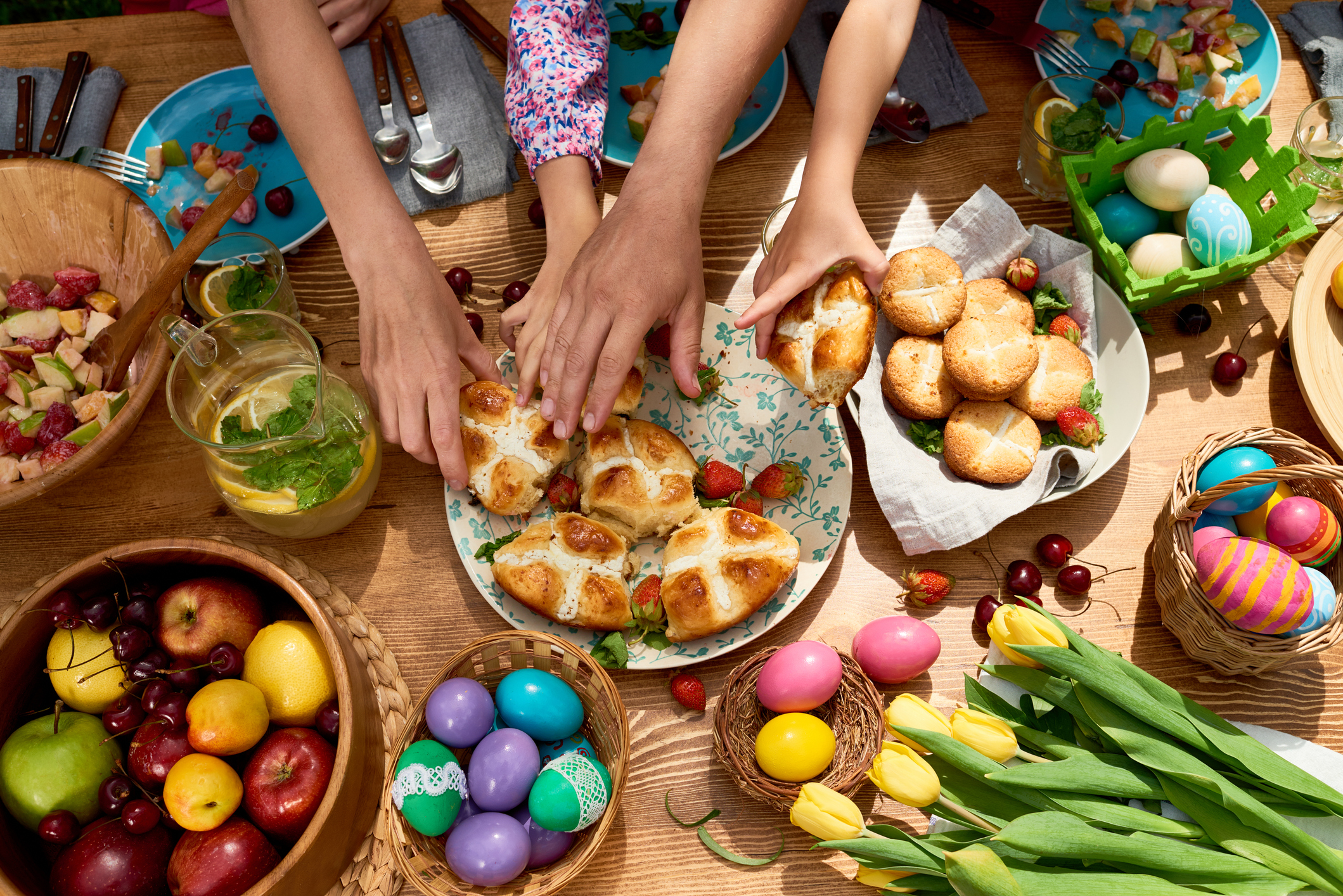 Tips for Hosting Easter Dinner | Kansas Living Magazine