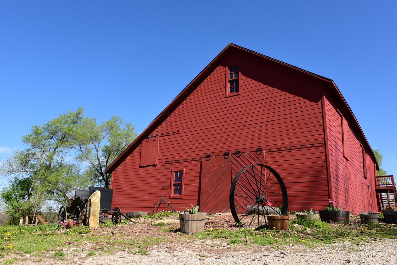 A Beautiful Barn Re Born Kansas Living Magazine