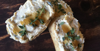 honey drizzled goat cheese crostini honey drizzled goat cheese crostini