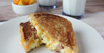 ham and egg grilled breakfast sandwiches_web