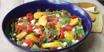 peach and tomato salad with bacon