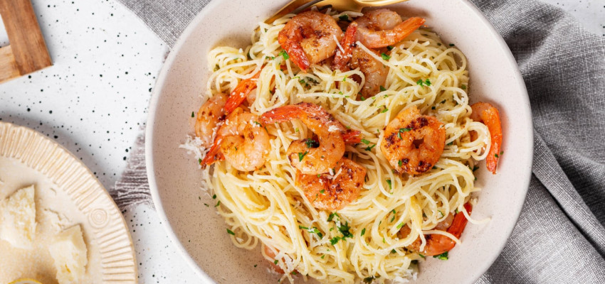 Capellini Pasta in Simple White Sauce and Butter Shrimp