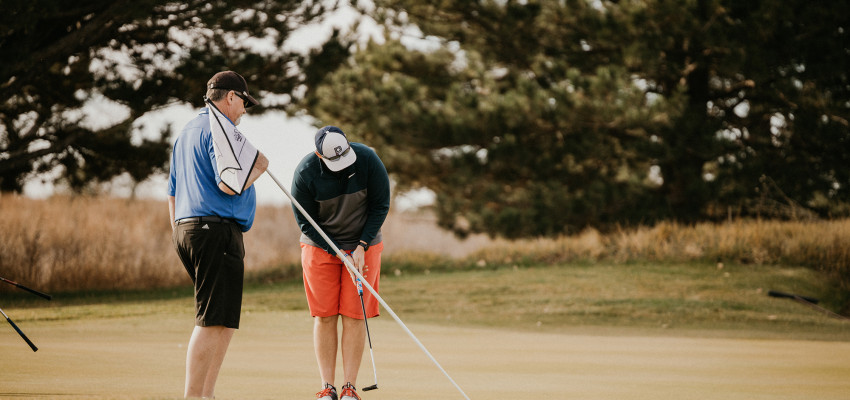 Playing golf at Buffalo Dunes