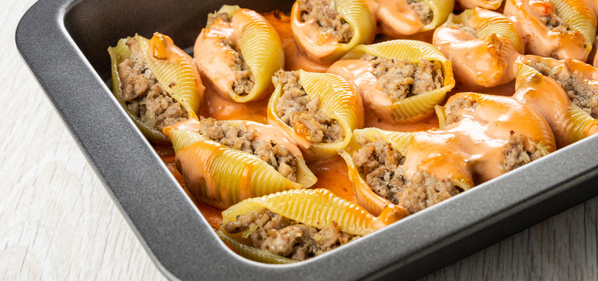 cheeseburger stuffed jumbo pasta shells