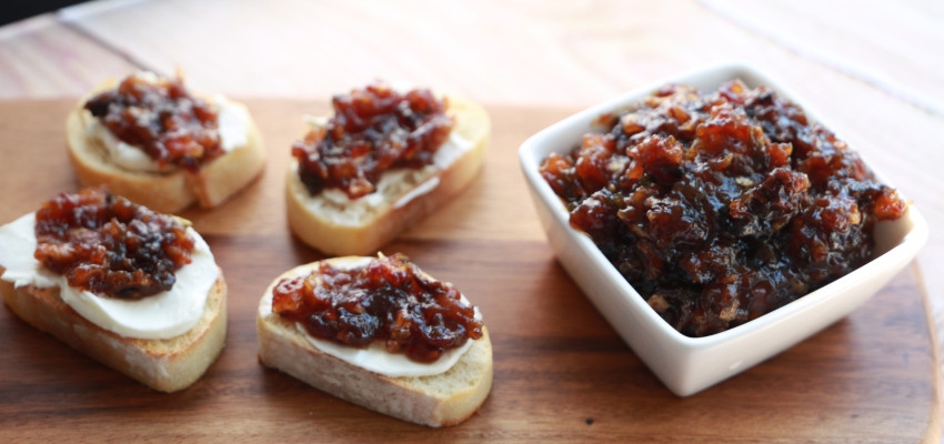 Date Chutney Crostini