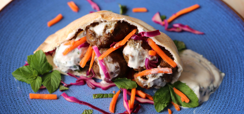 lamb_meatball_pitas