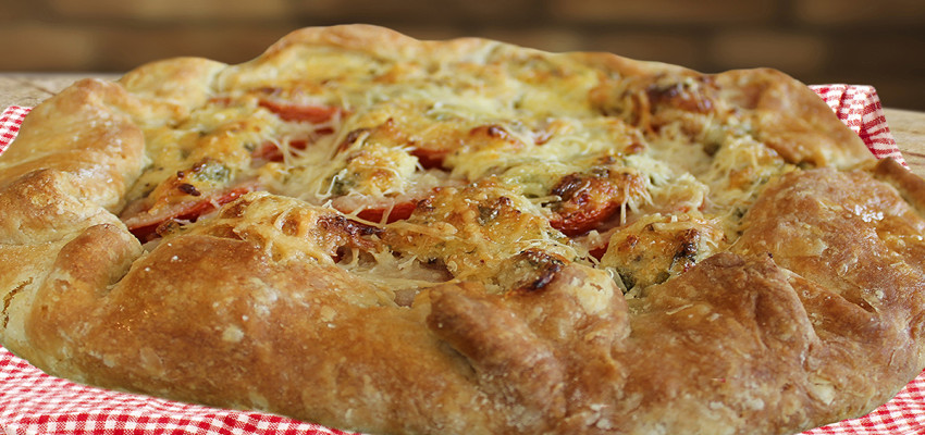 Rustic Tomato and Cheese Gallette | Chef Alli | Kansas Living Magazine