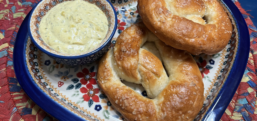 sourdough_pretzels_with_mustard_dip_5.jpg