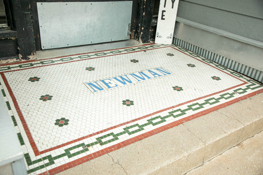 Tile outside of Frontage 109