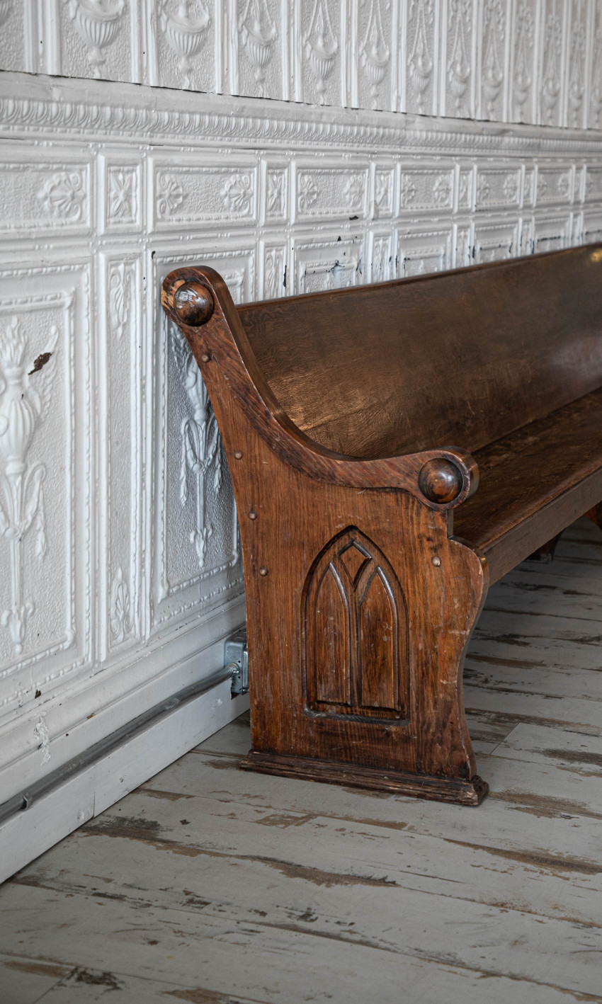 Church Pew in Frontage 109 Church Pew in Frontage 109