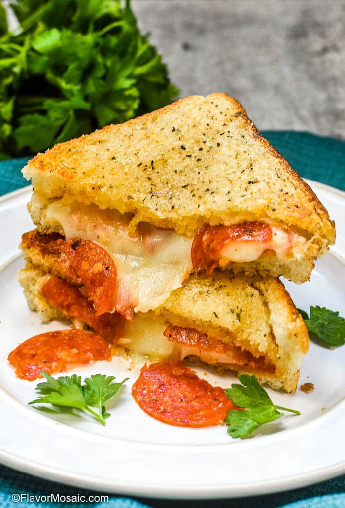 Baked Pizza Grilled Cheese