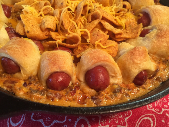 chili cheese dog dip with fritos