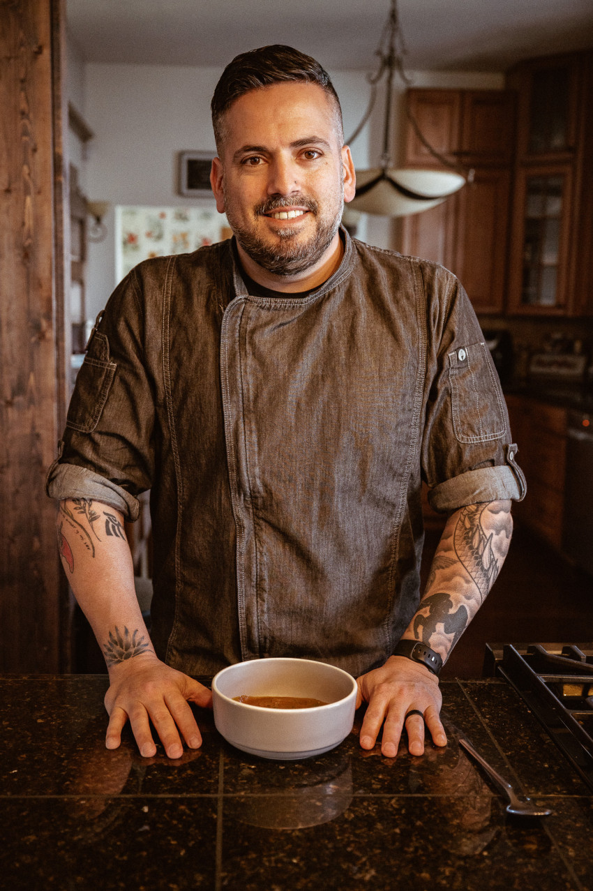 mike_castaneda_cooking2