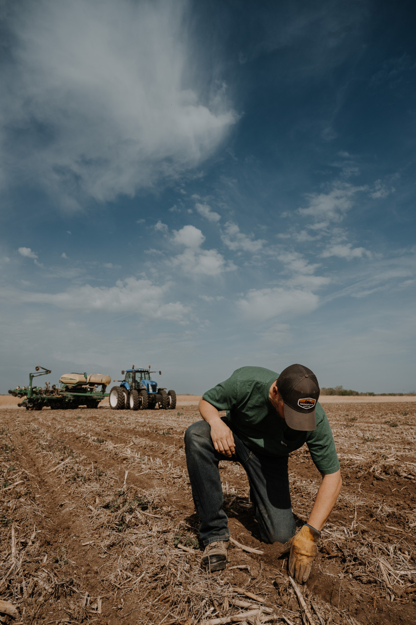 ryan johnson corn planting_soil