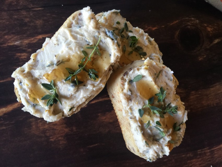 honey drizzled goat cheese crostini