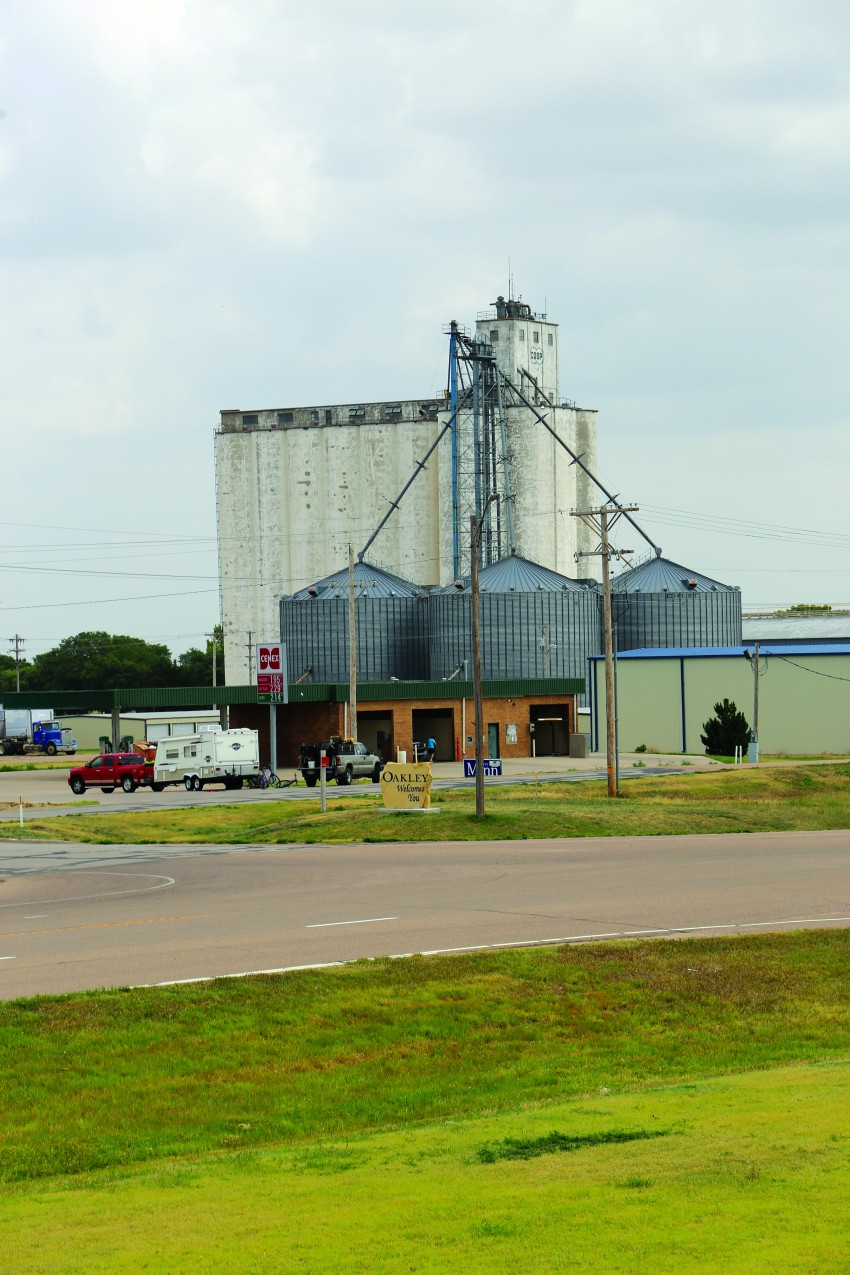 Elevator in Oakley