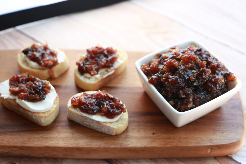 Date Chutney Crostini