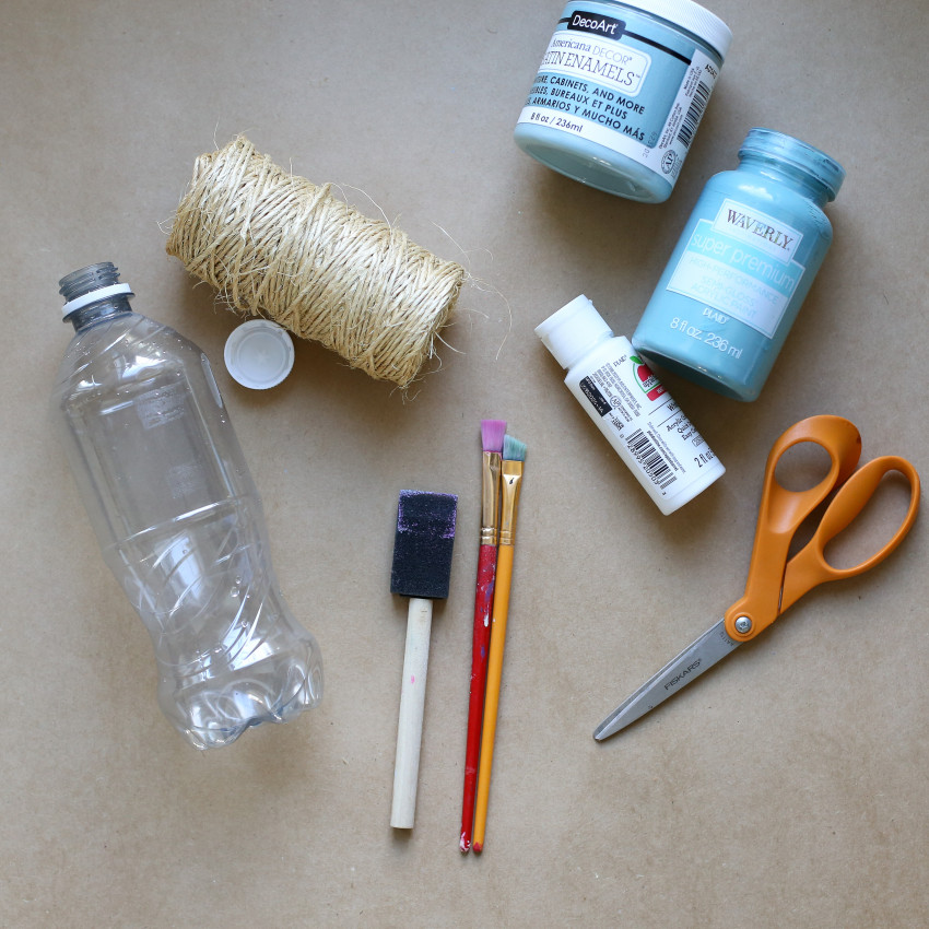 kids_craft_bird_feed_from_plastic_bottle-1.jpg