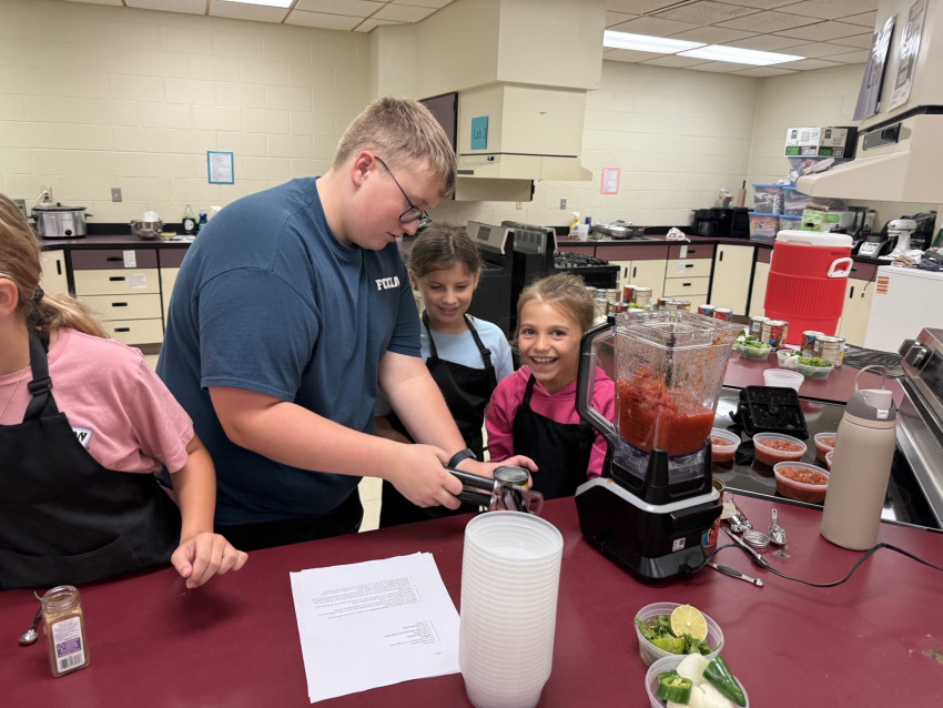 kidscookingcamp2.jpeg
