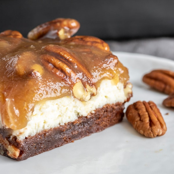 pecan-pie-cheesecake-brownies