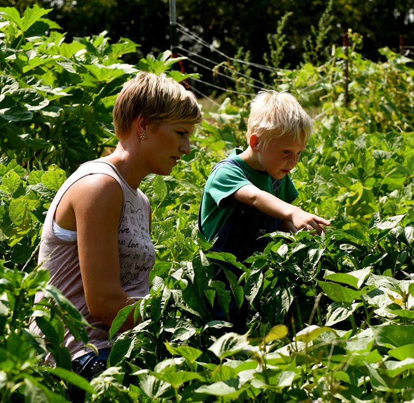 Valerie Visser and son