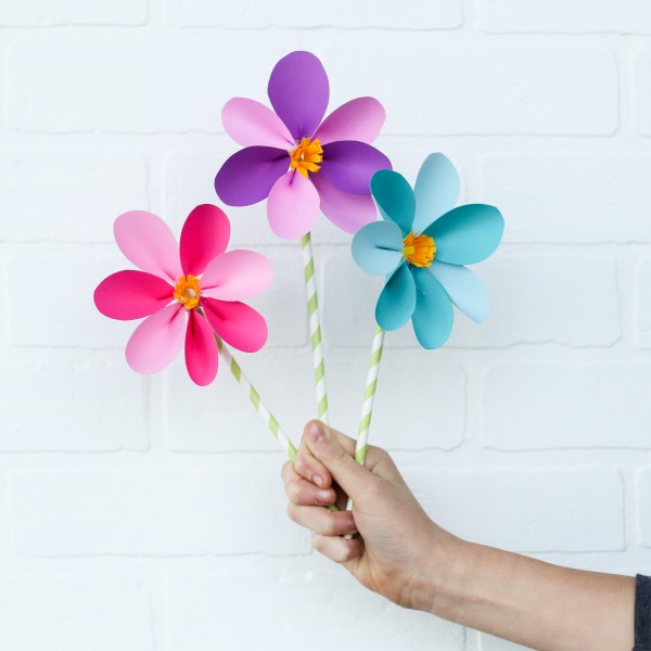 Heart Paper Flower Craft - The Joy of Sharing