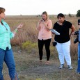 Kansas rancher talking to bloggers